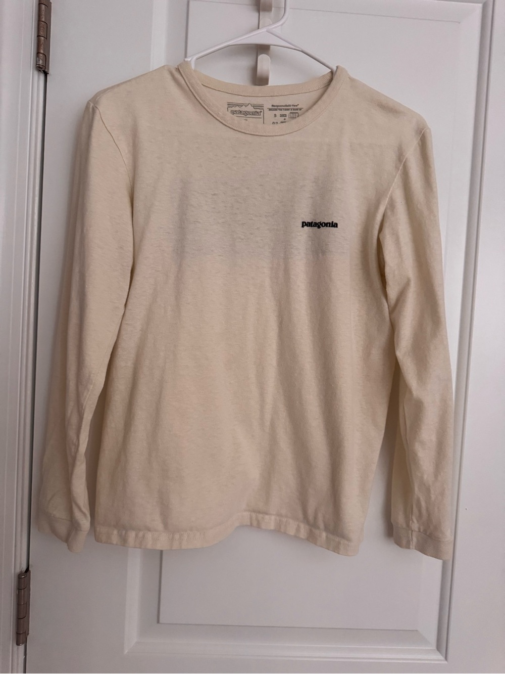 Patagonia women Long-Sleeve Crew Tee - Cream